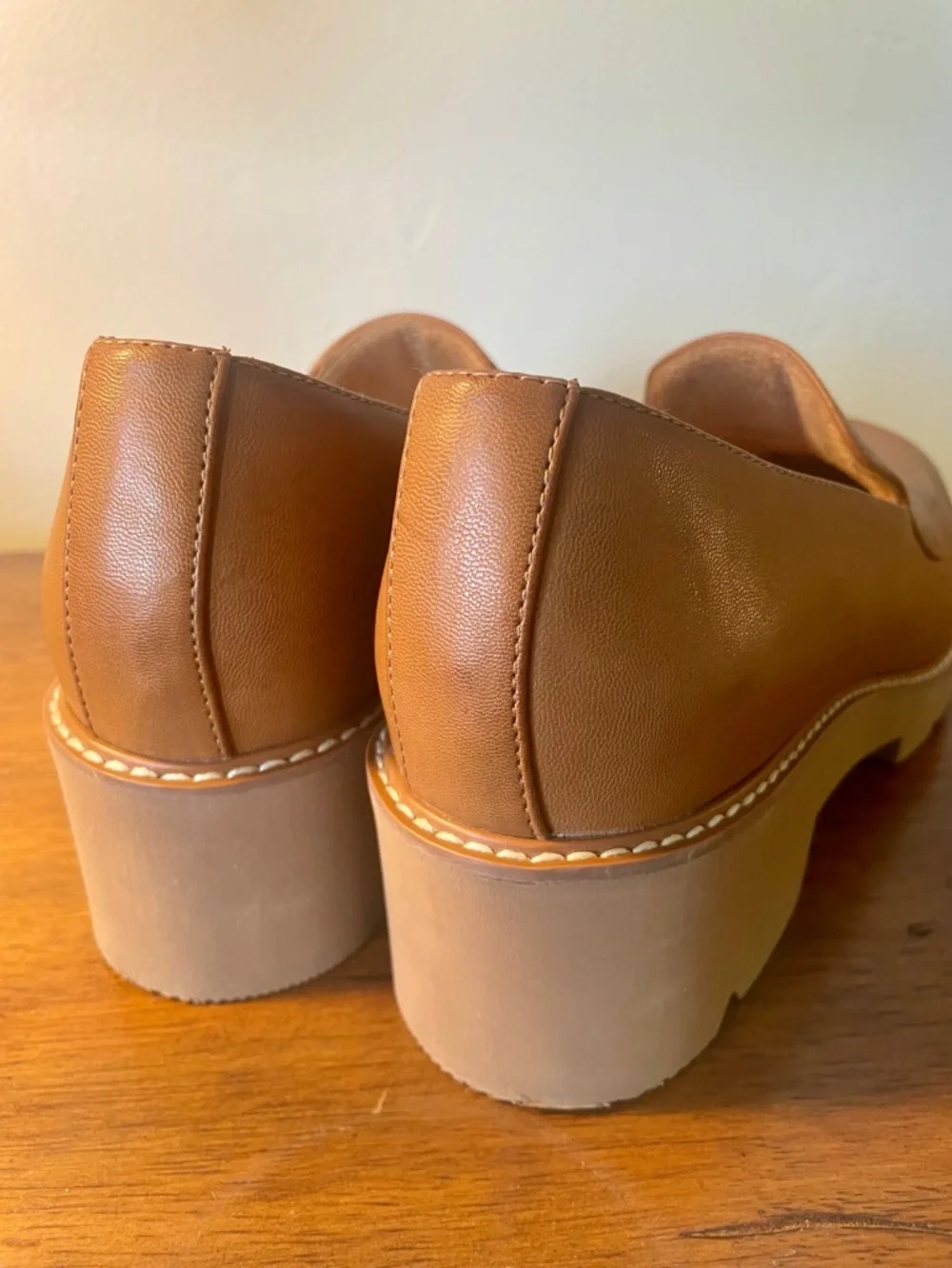 Women’s‎ Naturalizer Cabaret Lug Sole Loafers in English Tea Brown size 41 EUC